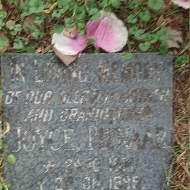 PIENAAR Joyce 1914-1989