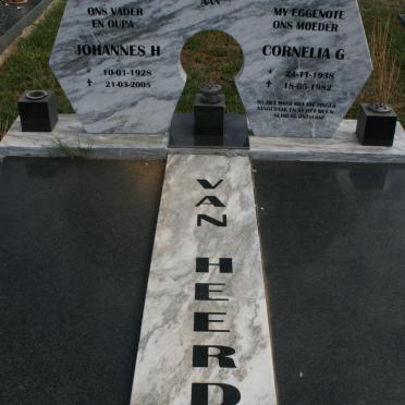 HEERDEN Johannes H., van 1928-2005 &amp; Cornelia G. 1938-1982