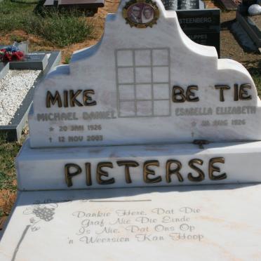 PIETERSE Michael 1926-2003 &amp; Esabella Elizabeth 1926-