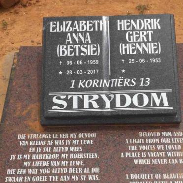 STRYDOM Hendrik Gert 1953- &amp; Elizabeth Anna 1959-2017