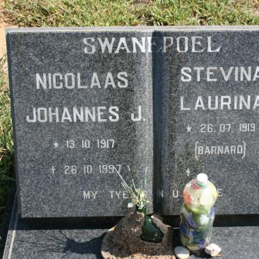 SWANEPOEL Nicolaas Johannes J. 1917-1997 &amp; Stevina Laurina BARNARD 1919