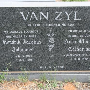 ZYL Hendrik Jacobus Johannes, van 1907-1985 &amp; Anna Maria Catharina RADEMEYER 1909-1992