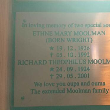 MOOLMAN Richard Theophilus 1924-2001 &amp; Ethne Mary WRIGHT 1926-1992
