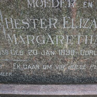 BACH Frederik Zacharia 1896-1958 &amp; Hester Elizabeth Margaretha 1898-1970