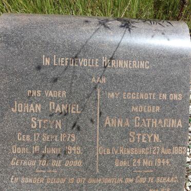 STEYN Johan Daniel 1879-1949 &amp; Anna Catharina V. RENSBURG 1883-1944