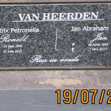 HEERDEN Jan Abraham Willem, van 1933-2021 &amp; Beatrix Petronella 1940-2015