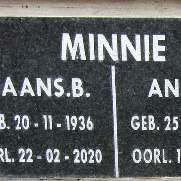 MINNIE Maans B. 1936-2020 &amp; Anna J. 1940-2011