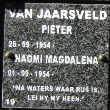 JAARSVELD Pieter, van 1954- &amp; Naomi Magdalena 1954-