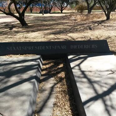 DIEDERICHS Nicolaas 1903-1978 &amp; Margaretha POTGIETER 1907-1998