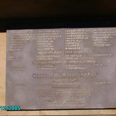 8. Memorial Plaque / Gedenkplaat _8