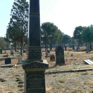 HEERDEN Jacobus Lodewyk, van 1877-1927 &amp; Martha Sophia SCHOLTZ -19?1