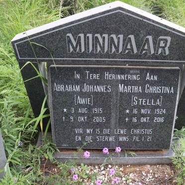 MINNAAR Abraham Johannes 1915-2005 &amp; Martha Christina 1924-2016