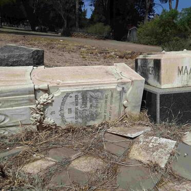 ? Magretha Elizabeth 1871-1941