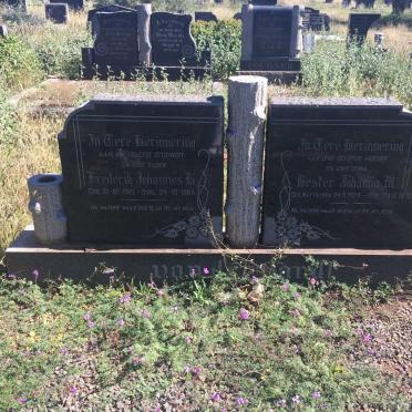 SANDT Frederik Johannes, van der 1921-1964 &amp; Hester Johanna M. MATTHYSEN 1924-1972