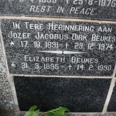 BEUKES Jozef Jacobus Dirk 1891-1974 &amp; Elizabeth 1895-1990