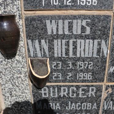 HEERDEN Wicus, van 1972-1996