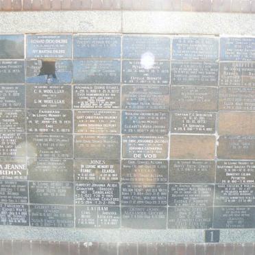 20. Gedenkmuur / Memorial wall _20