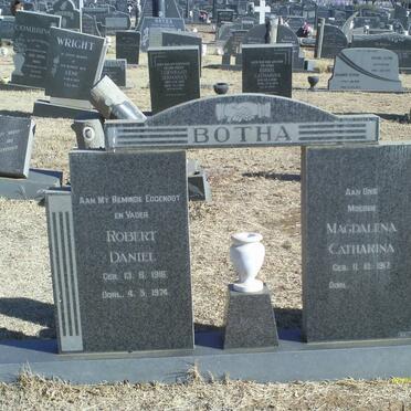 BOTHA Robert Daniel 1915-1974 &amp; Magdalena Catharina 1917-