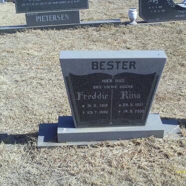 BESTER Freddie 1916-1982 &amp; Rina 1921-2000