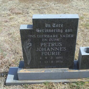 FOURIE Petrus Johannes 1895-1976
