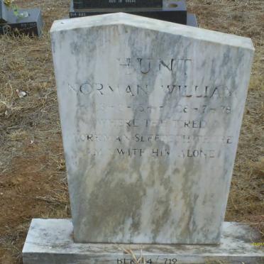 HUNT Norman William 1945-1978