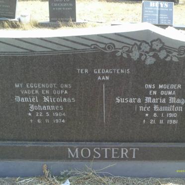MOSTERT Daniel Nicolaas Johannes 1904-1974 &amp; Susara Maria Magdalena HAMILTON 1910-1981