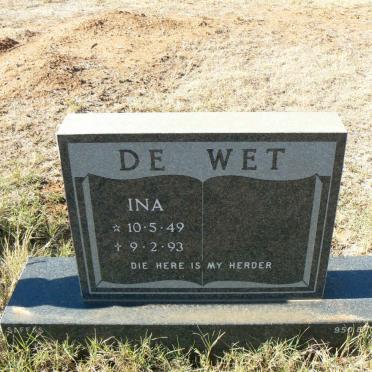 WET Ina, de 1949-1993