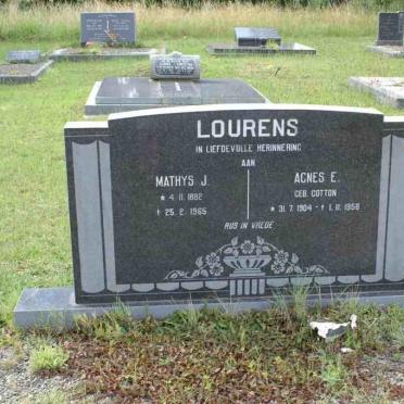 LOURENS Mathys J. 1882-1965 &amp; Agnes E. COTTON 1904-1958