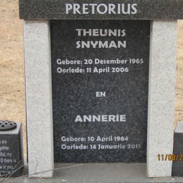 PRETORIUS Theunis Snyman 1965-2006 &amp; Annerie 1964-2017
