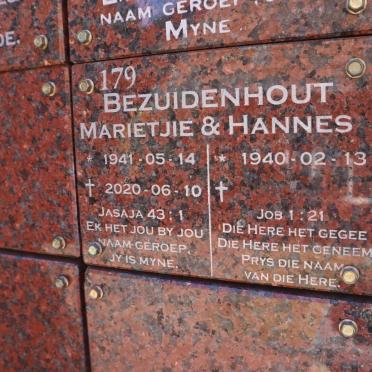 BEZUIDENHOUT Hannes 1940- & Marietjie 1941-2020