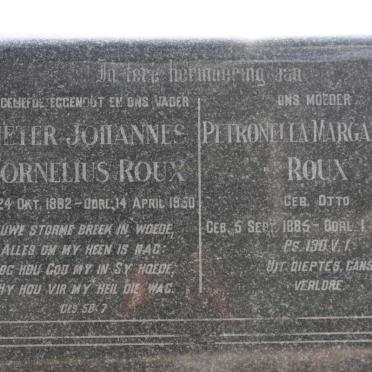 ROUX Pieter Johannes Cornelius 1882-19?0 &amp; Petronella Margaretha OTTO 188?-1977