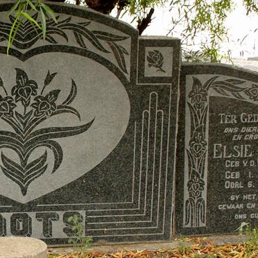 LOOTS Pieter Johannes 1898-1957 &amp; Elsie Catharina V.D. WESTHUIZEN 1897-1984 