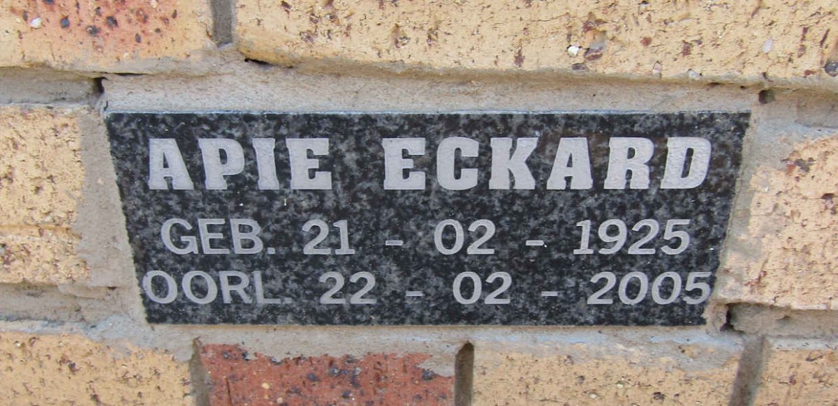 ECKARD Apie 1925-2005