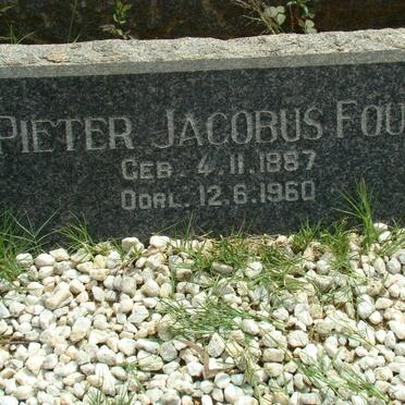 F - Vanne :: Surnames - F