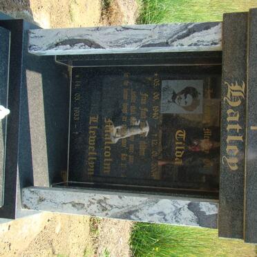 HATLEY Malcolm Llewellyn 1933- &amp; Tilda 1940-2004