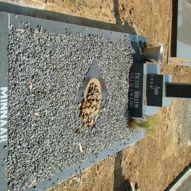 MINNAAR Pieter Willem 1926-2001 &amp; Ann 1942-