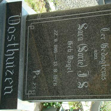 OOSTHUIZEN Sara 1916-1976