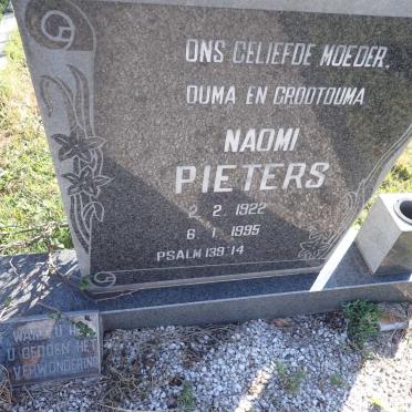 PIETERS Naomi 1922-1995