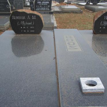 ROOS Hendrik A.M. 1913-1988 &amp; Hester 1921-