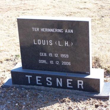 TESNER Louis L.H. 1959-2005