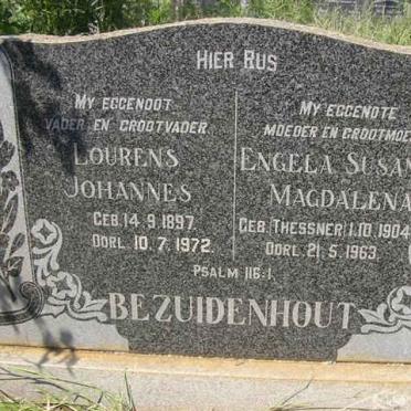 BEZUIDENHOUT Lourens Johannes 1897-1972 &amp; Engela Susanna Magdalena THESSNER 1904-1963