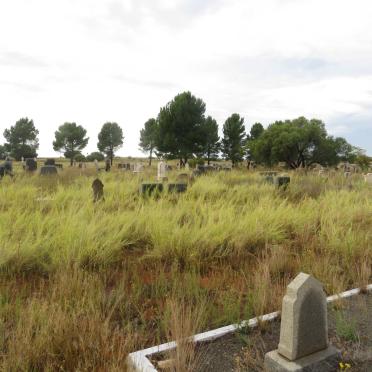 1. Overview photos and Memorial to British Soldiers from Boer War