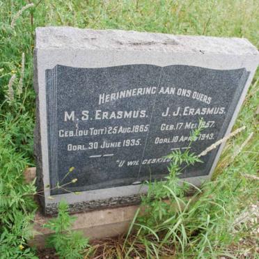 ERASMUS J.J. 1857-1943 &amp; M.S. DU TOIT 1865-1935