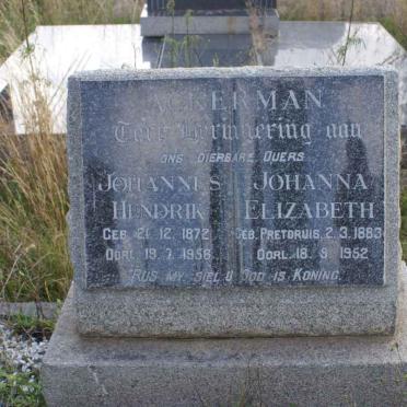 A - Surnames :: Vanne - A