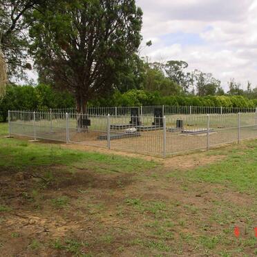 Free State, SASOLBURG district, Beginsel, farm cemetery