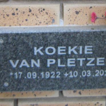 PLETZEN Koekie, van 1922-2011