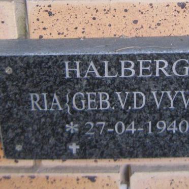 HALBERG Ria nee V.D. VYFER 1940-