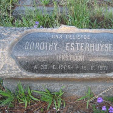 ESTERHUYSEN Dorothy nee EKSTEEN 1929-1971