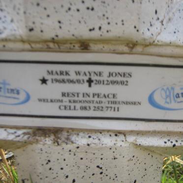 JONES Mark Wayne 1968-2012