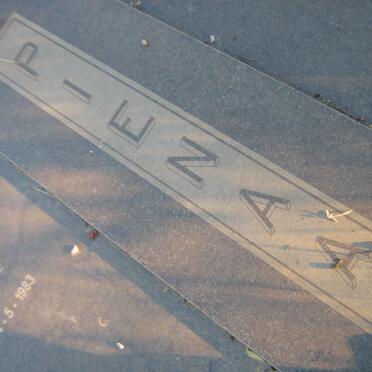 PIENAAR Willem N. 1901-1983 &amp; Ellie J. 1905-2000